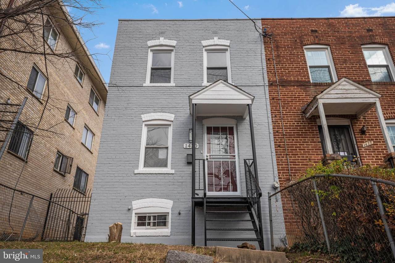 1420 Howard Road - Photo 1