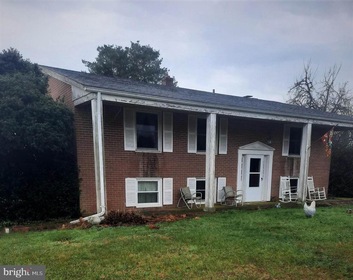 9510 Robert E Lee Drive - Photo 1