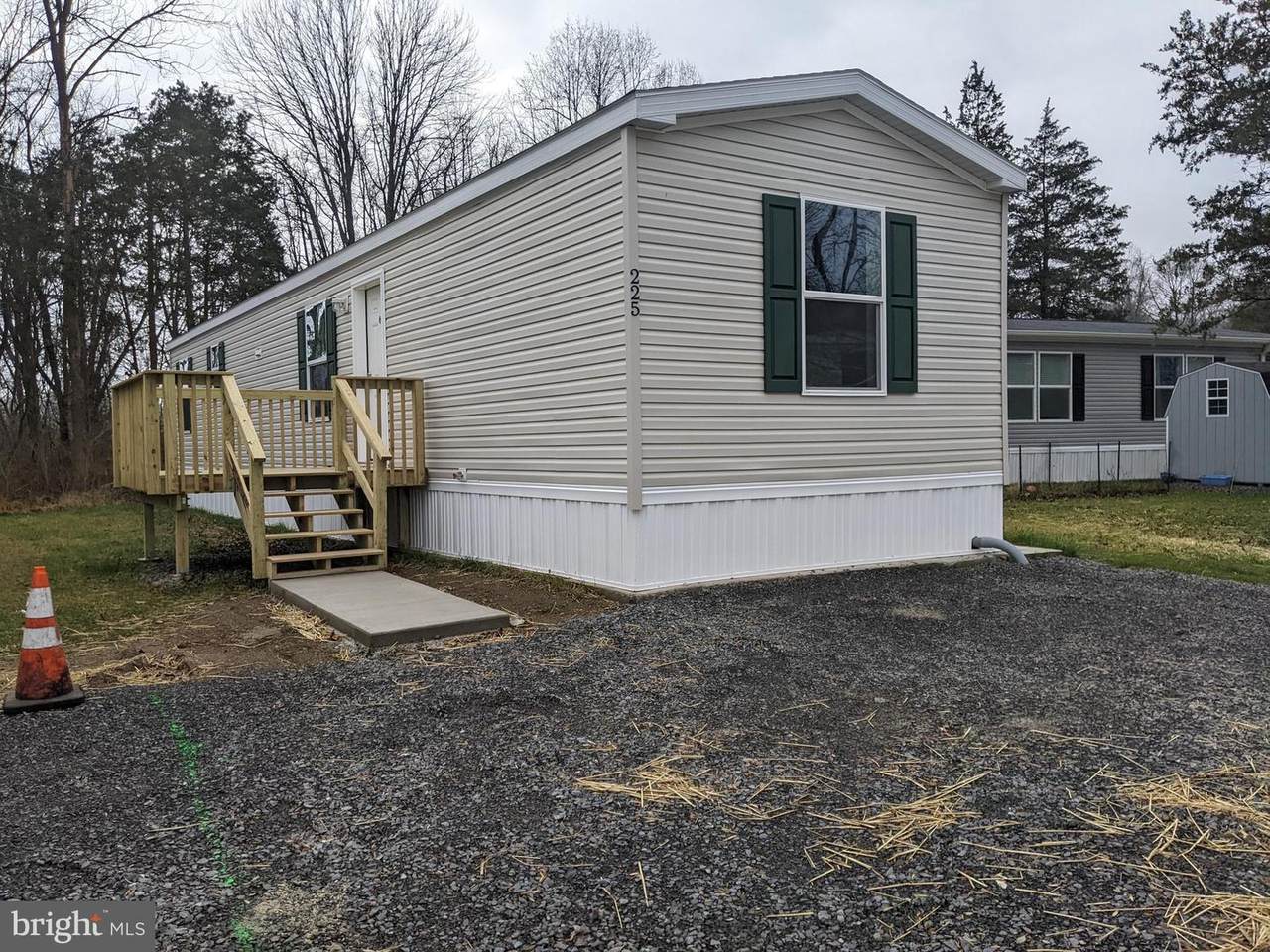 225 Laurel Run Drive - Photo 1