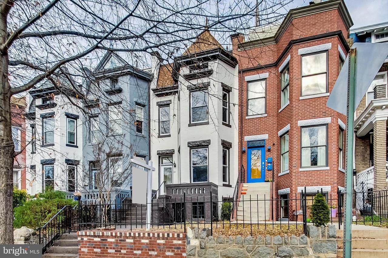 21 Adams Street - Photo 1