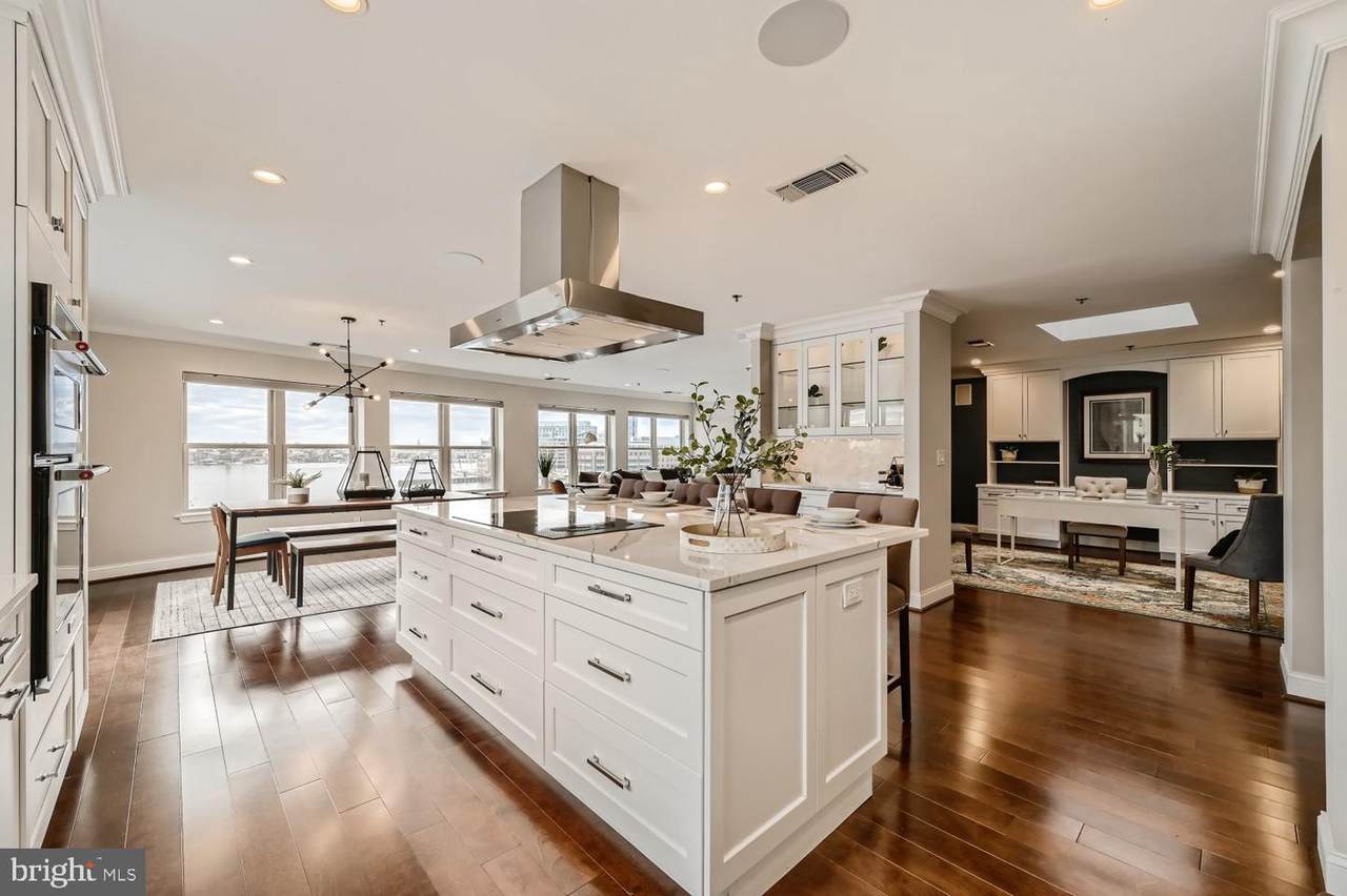 960 Fell Street - Photo 1