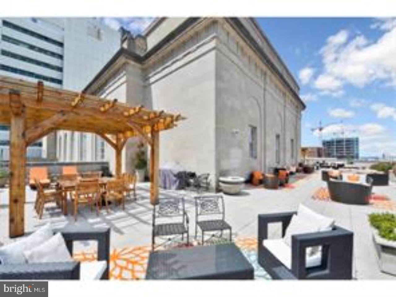 423 13TH Street - Photo 1
