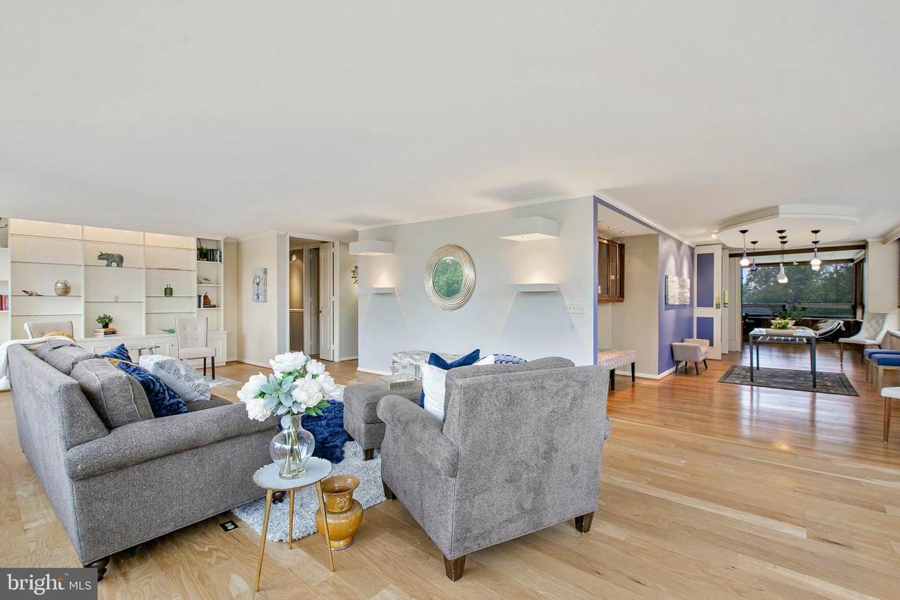 4000 Charles Street - Photo 1