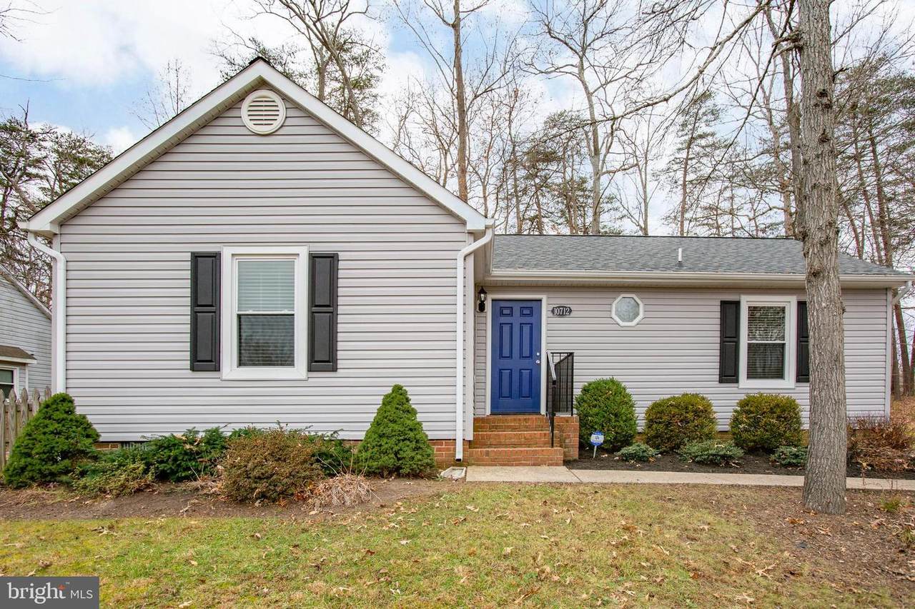 10712 Heatherwood Drive - Photo 1