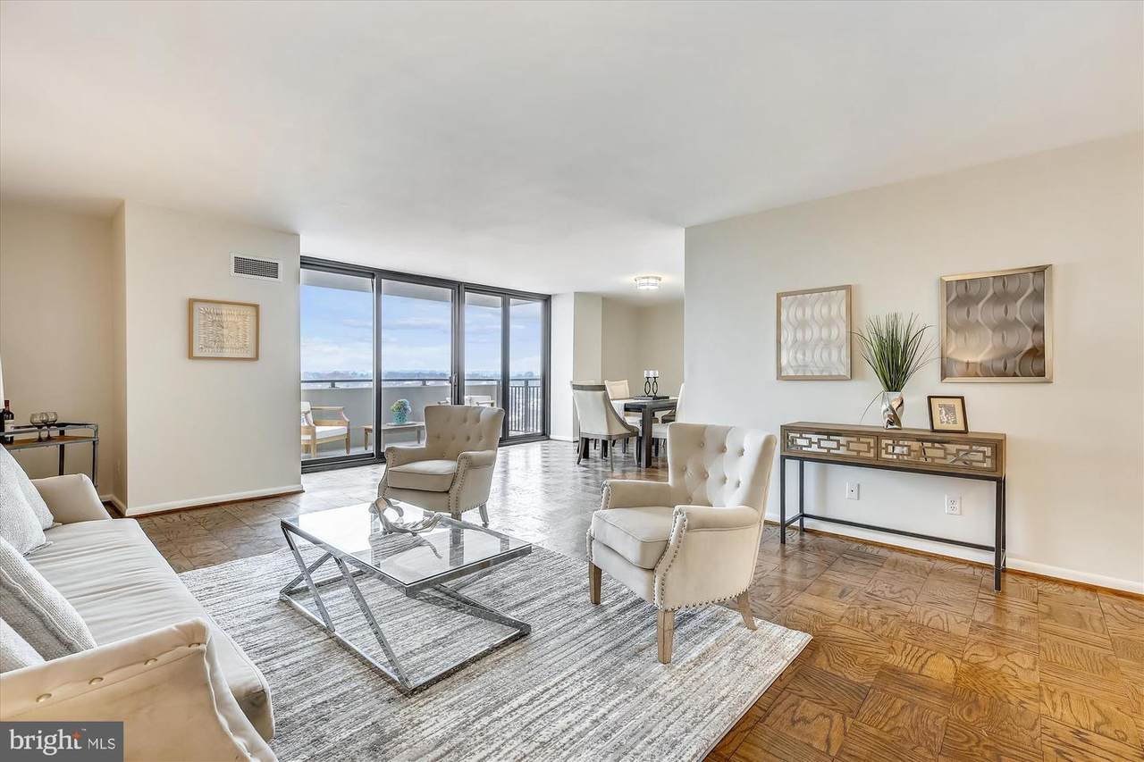 4620 Park Avenue - Photo 1