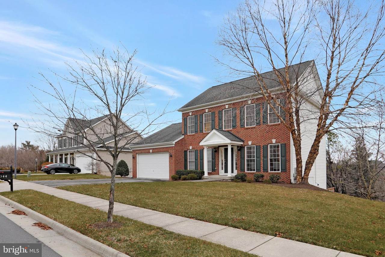 344 Linden Drive - Photo 1