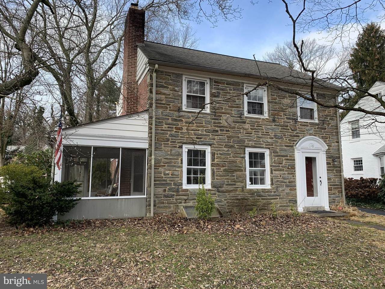 119 Stratford Avenue - Photo 1