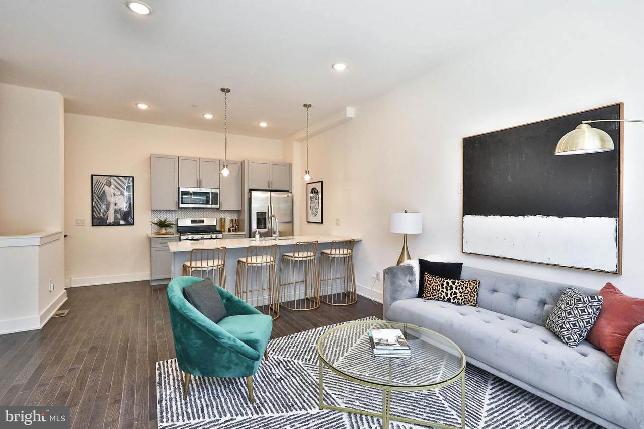 1119 American Street - Photo 1