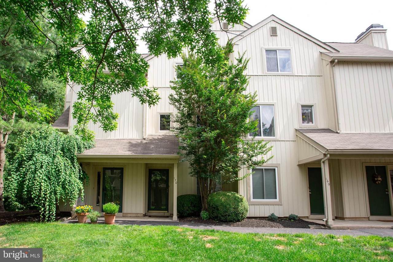 170 Woodlake Drive - Photo 1