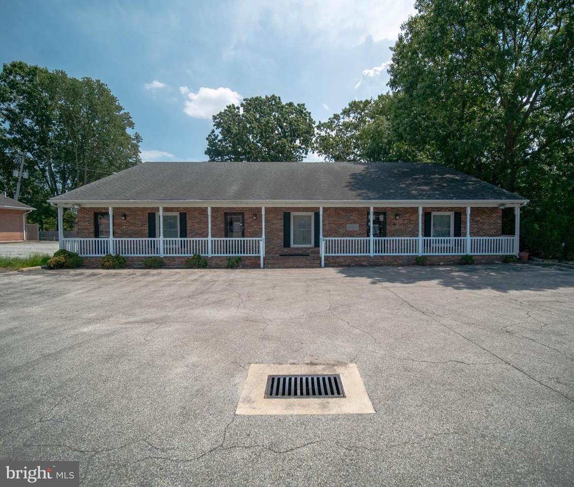 820 Main Street - Photo 1