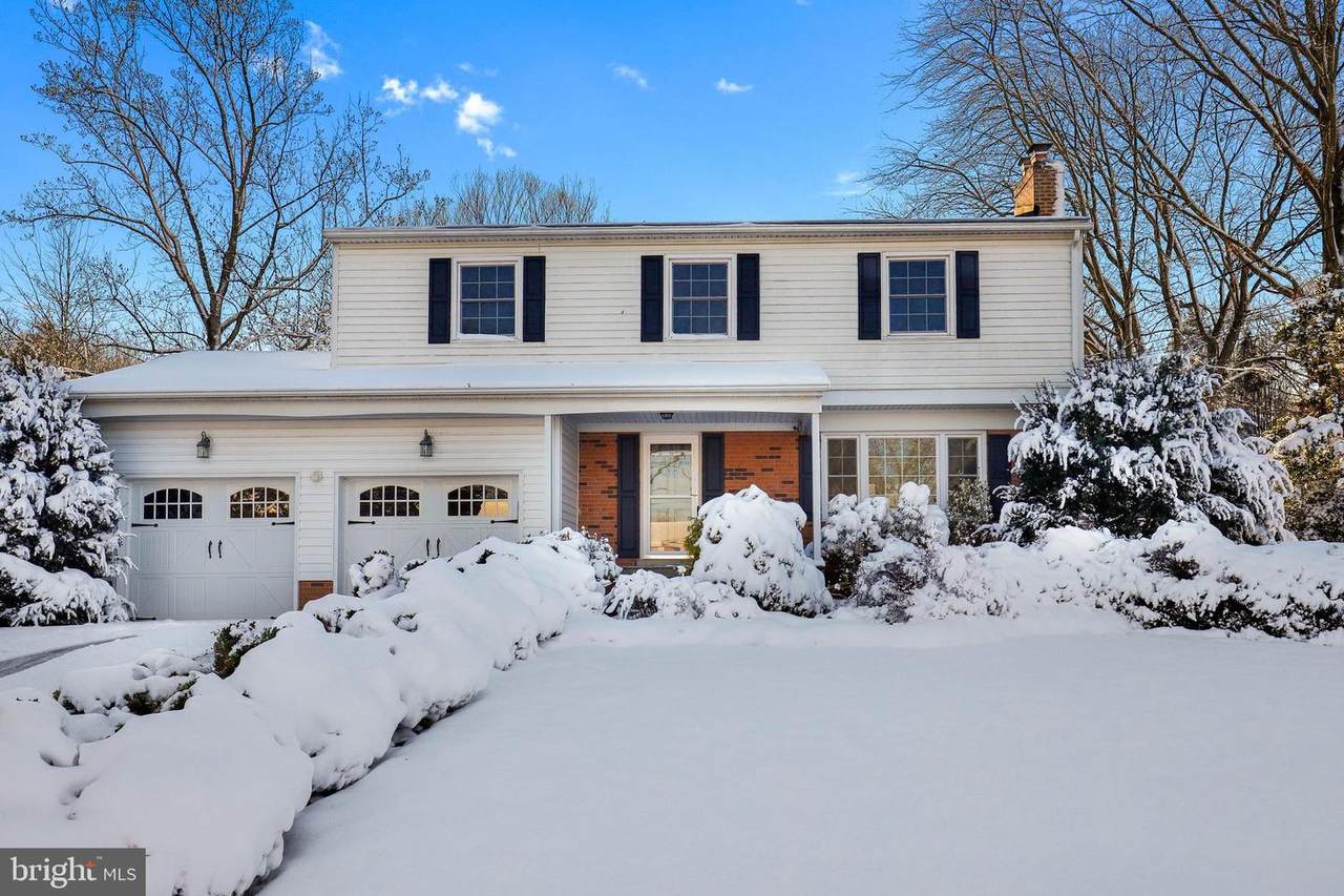 7808 Ontario Road - Photo 1
