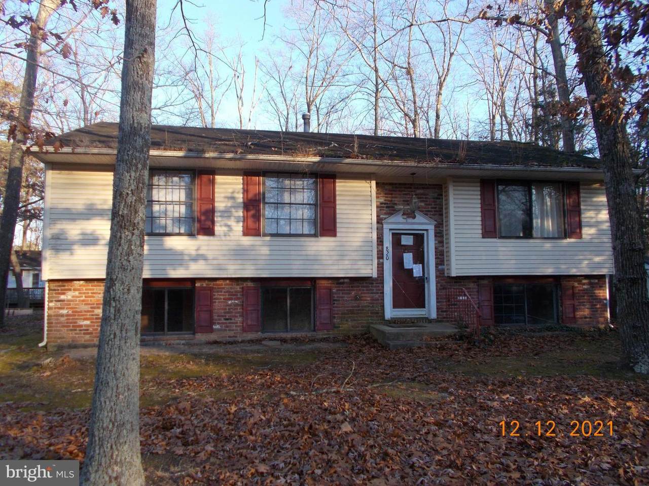 820 Sycamore Lane - Photo 1