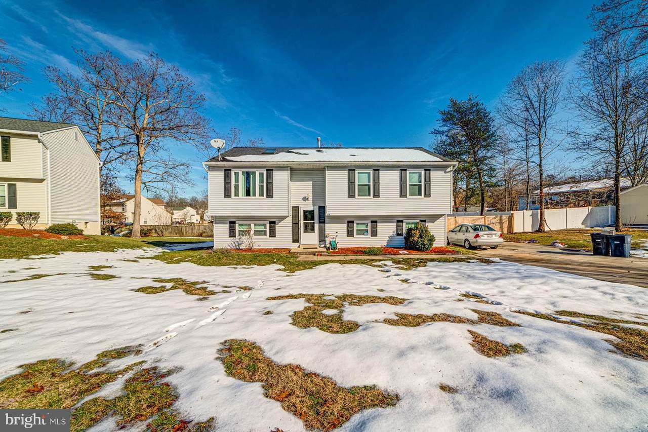 8704 Francesca Court - Photo 1