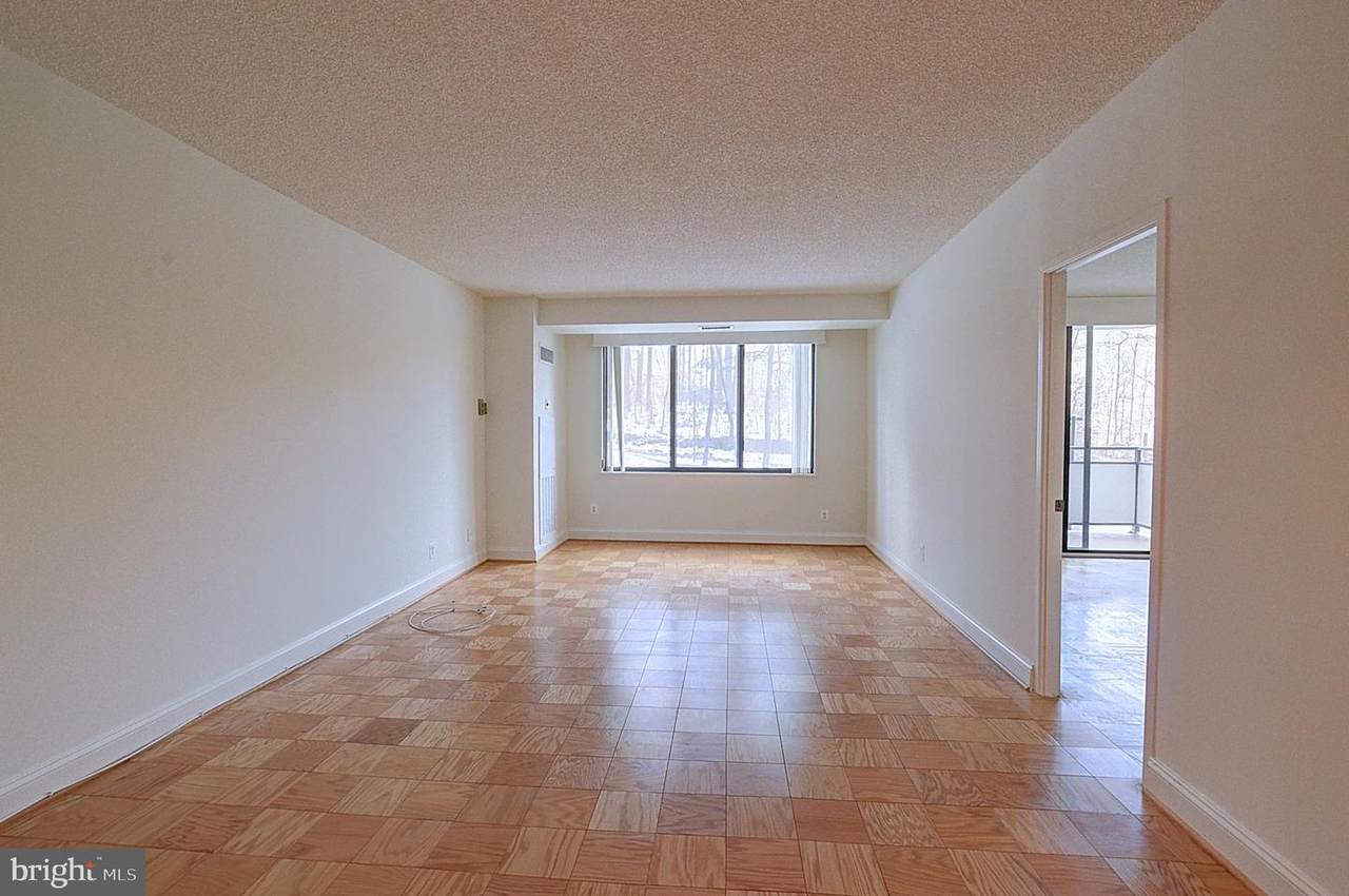 5225 Pooks Hill Road - Photo 1