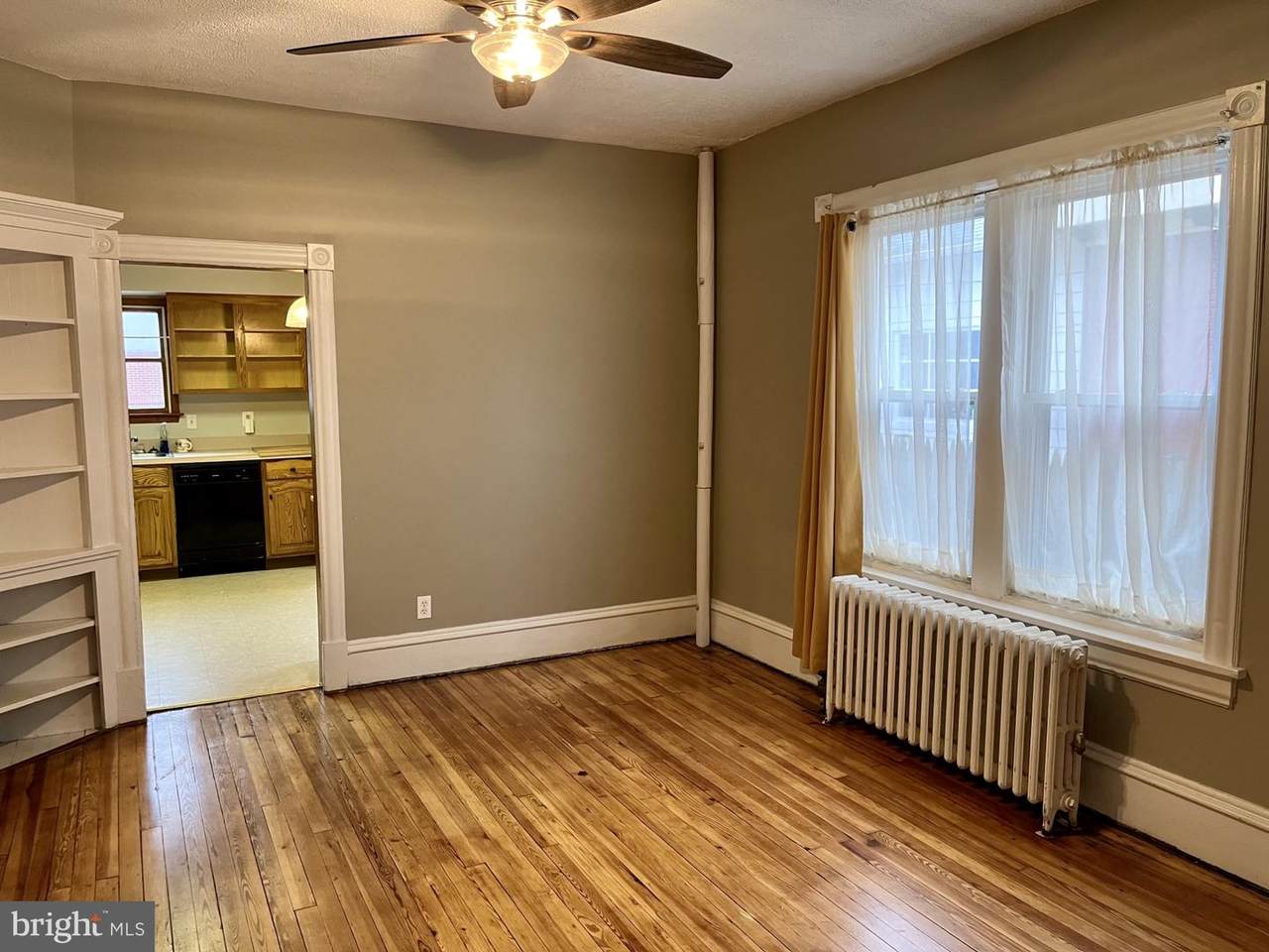29 6TH Avenue - Photo 1