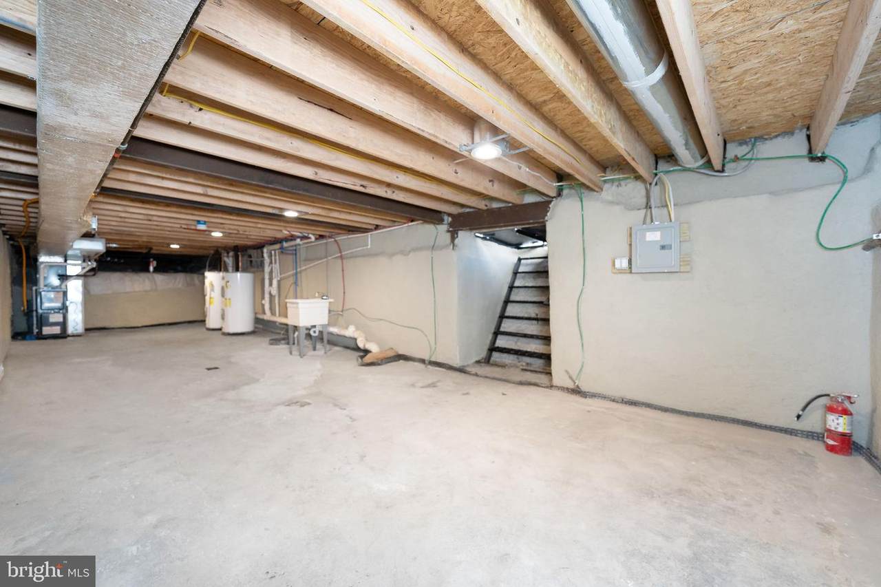2517 Cedar Street - Photo 1