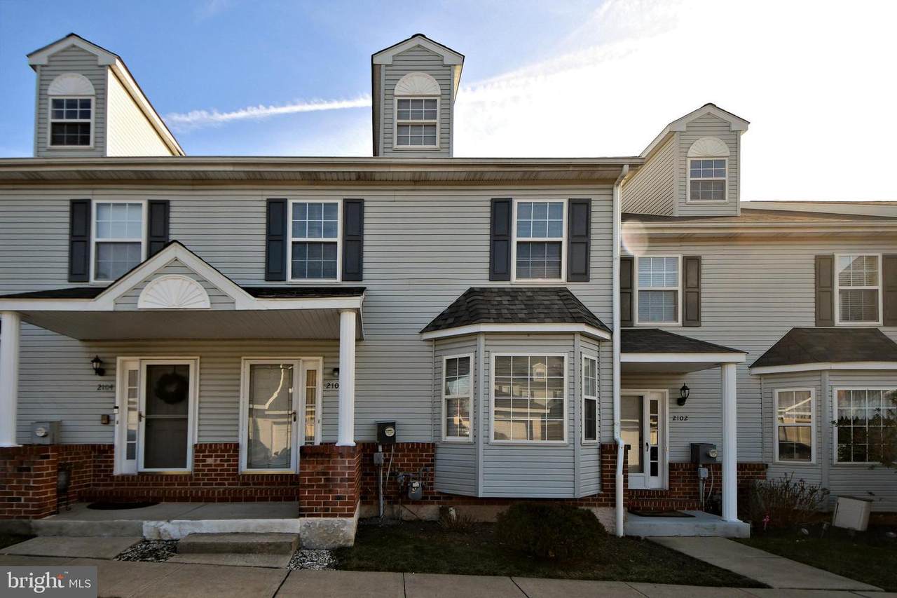 2103 Harrison Court - Photo 1