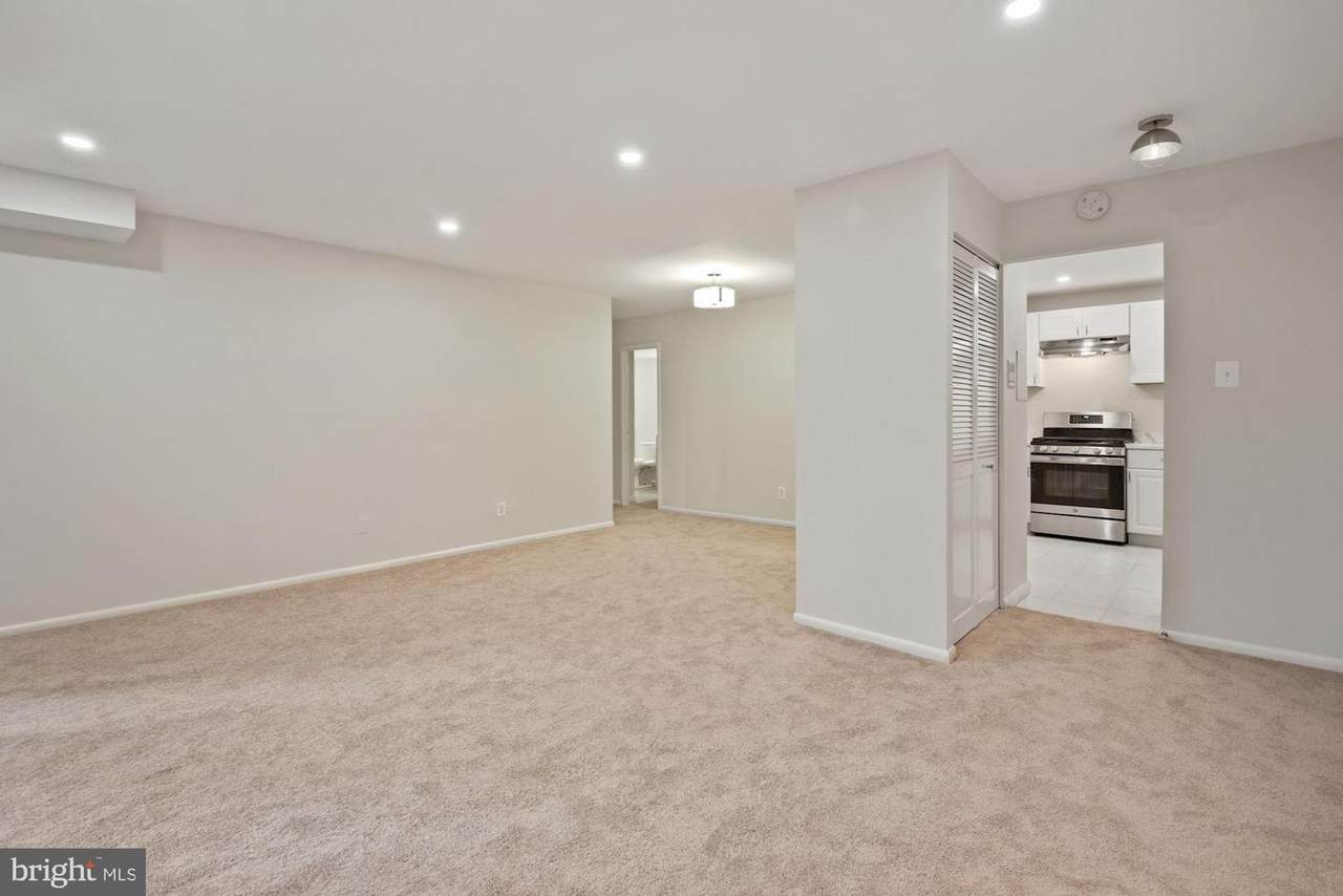 9900 Georgia Avenue - Photo 1