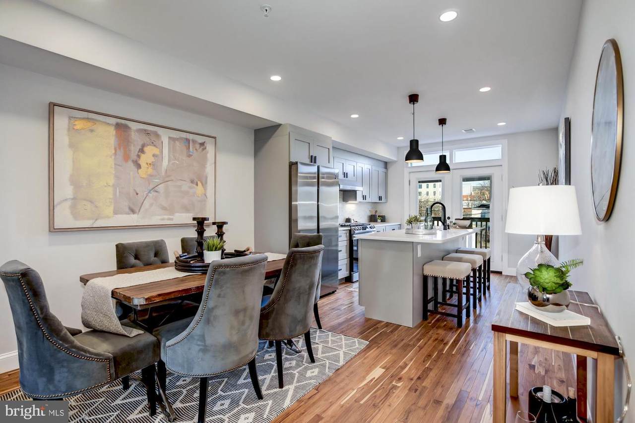 731 18TH Street - Photo 1