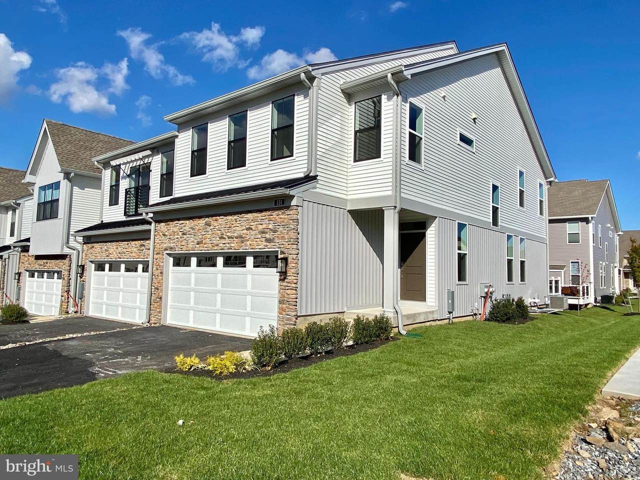 131 Junction Road - Photo 1