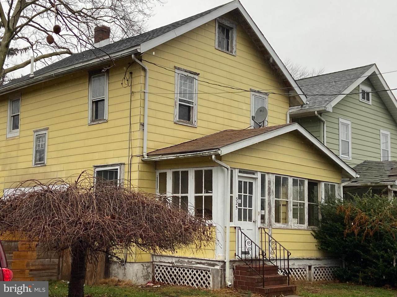 325 Concord Avenue - Photo 1
