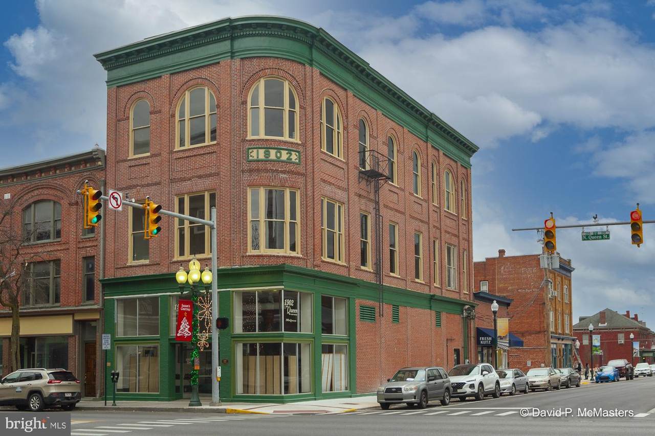 201 Queen Street - Photo 1