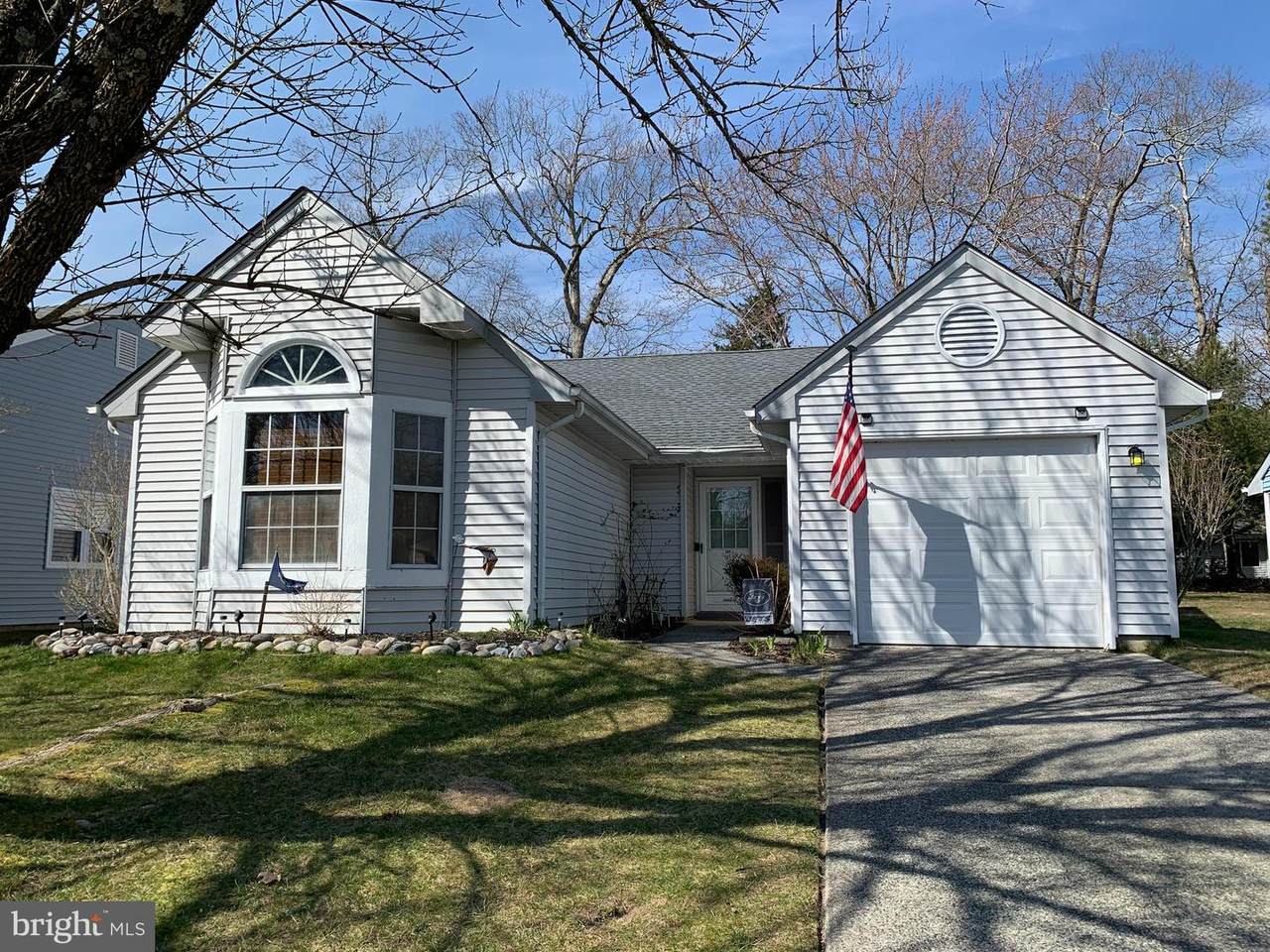 224 Mohican Lane - Photo 1