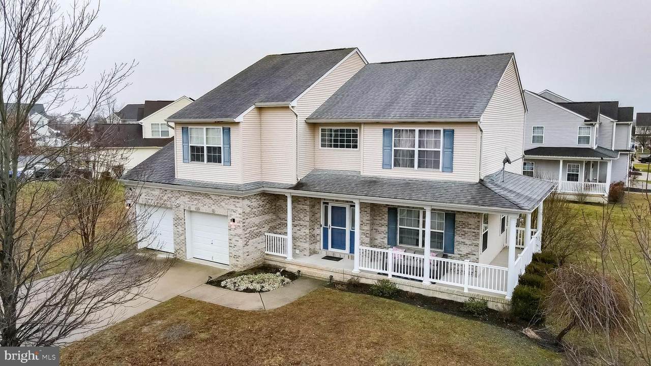 8 Demarco Court - Photo 1