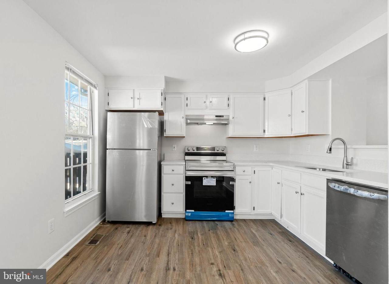 3423 Belleplain Court - Photo 1