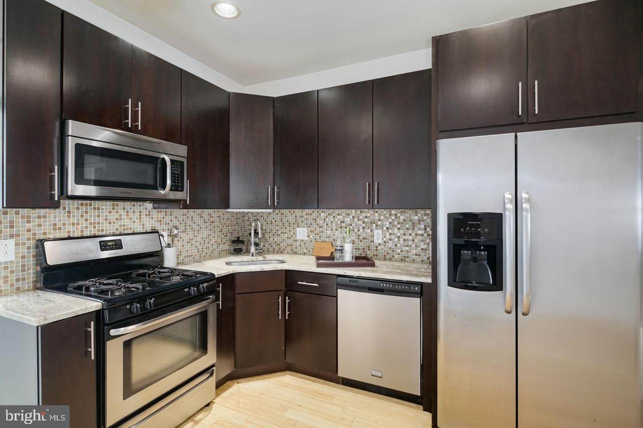 2045 Fletcher Street - Photo 1