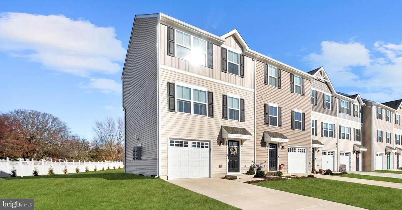 17605 Fieldstone Avenue - Photo 1