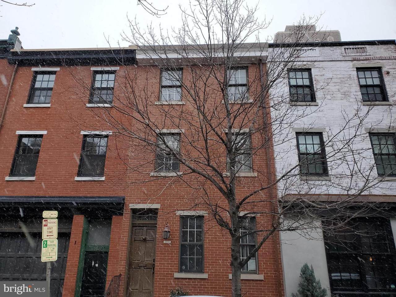 2045 Rittenhouse Square Square - Photo 1