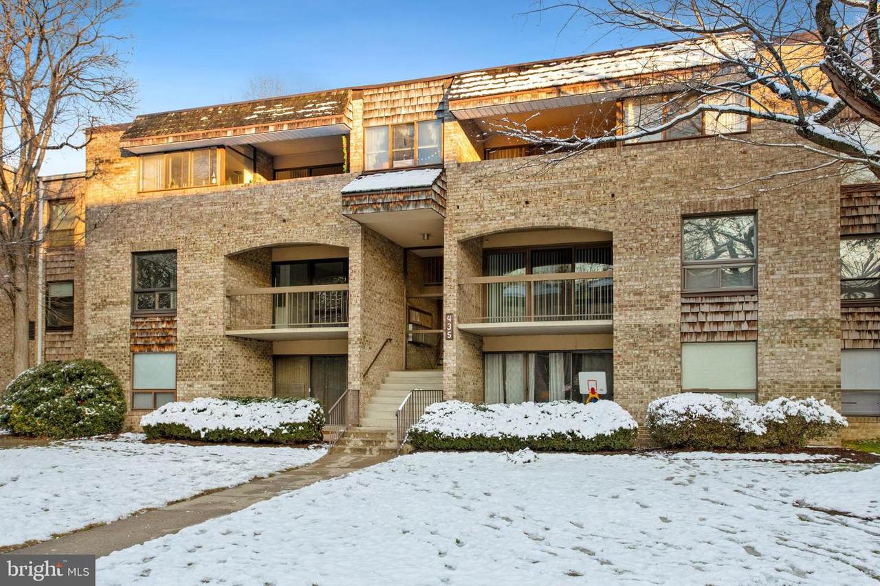 435 Christopher Avenue - Photo 1