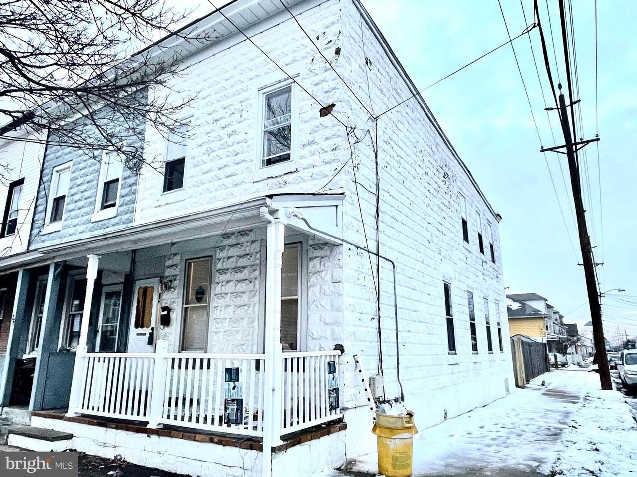 27 Lily Street - Photo 1