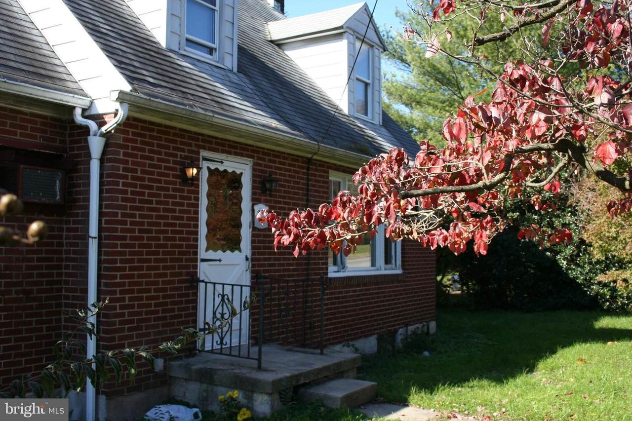 443 Manatawny Street - Photo 1