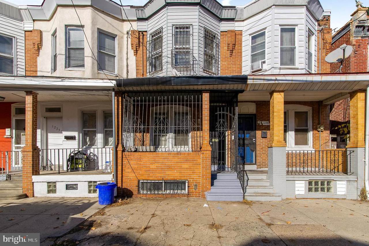 1277 Everett Street - Photo 1