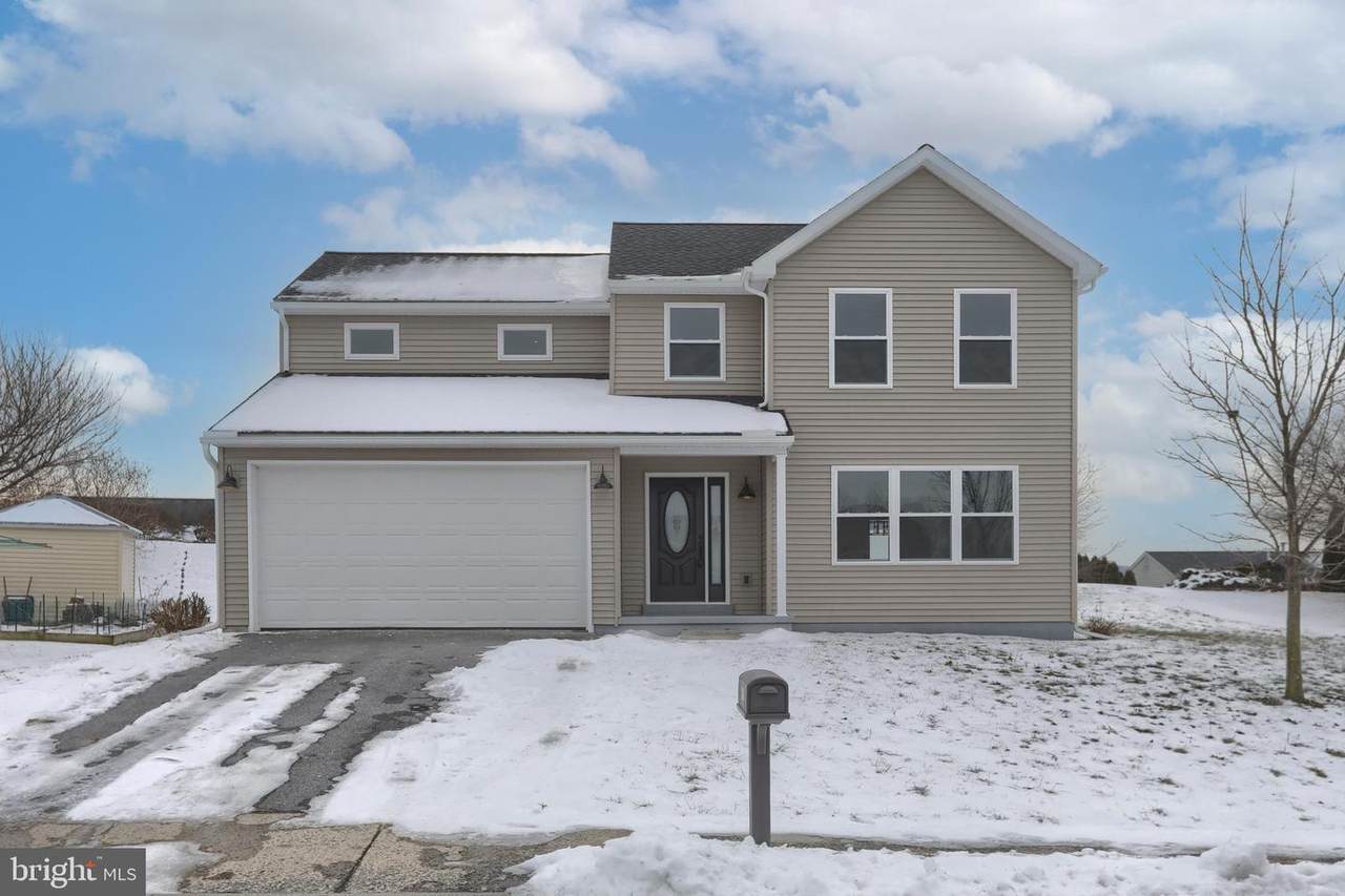 345 Dogwood Lane - Photo 1