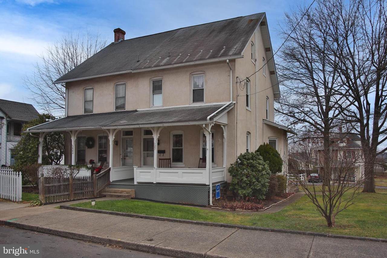 127 7TH Street - Photo 1