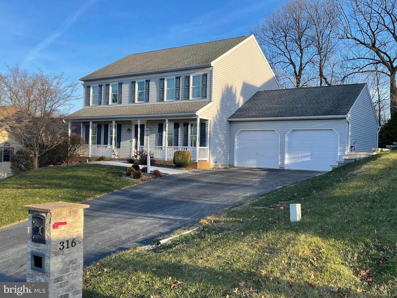 316 Mohawk Drive - Photo 1