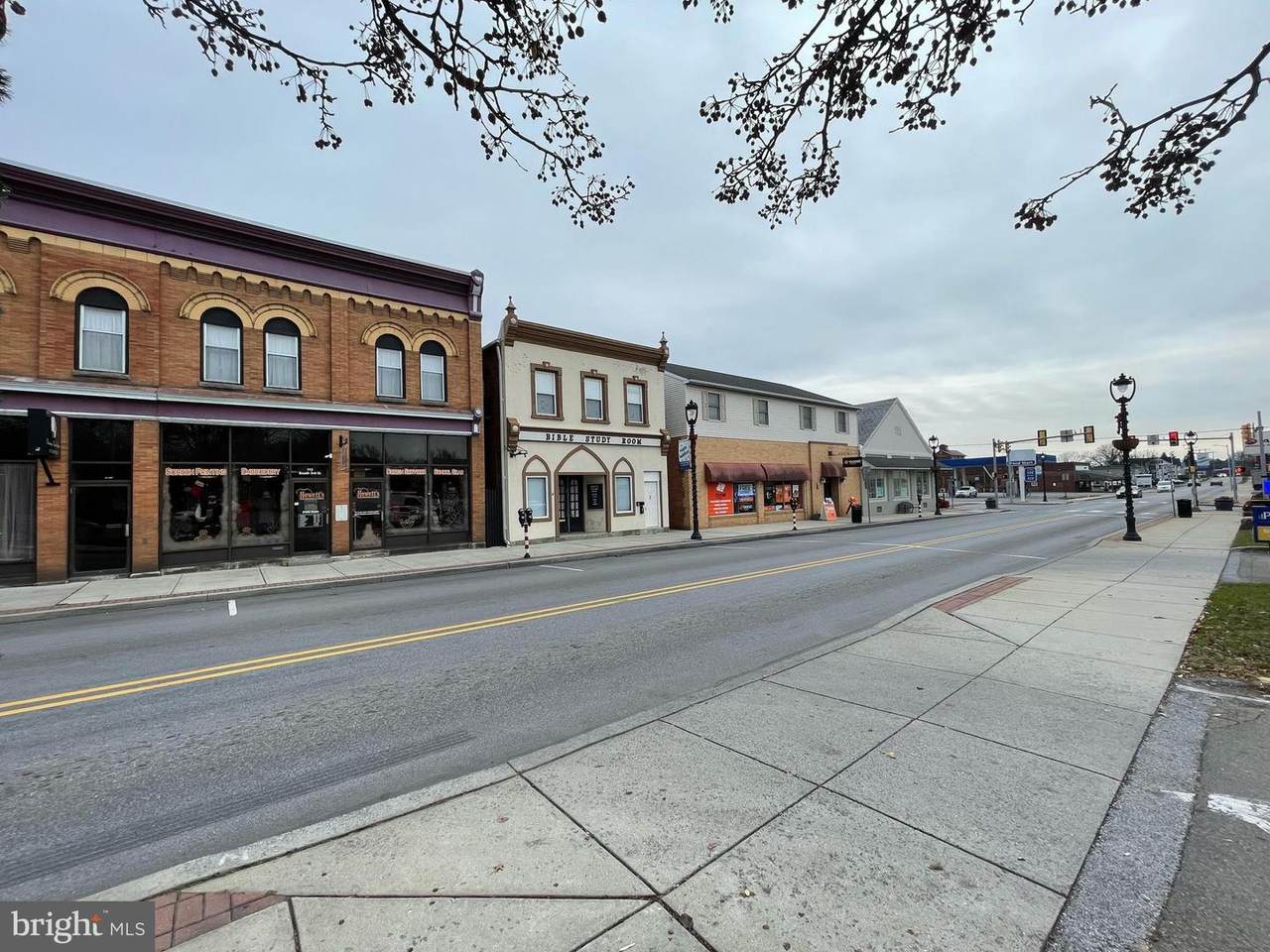 117 3RD Street - Photo 1
