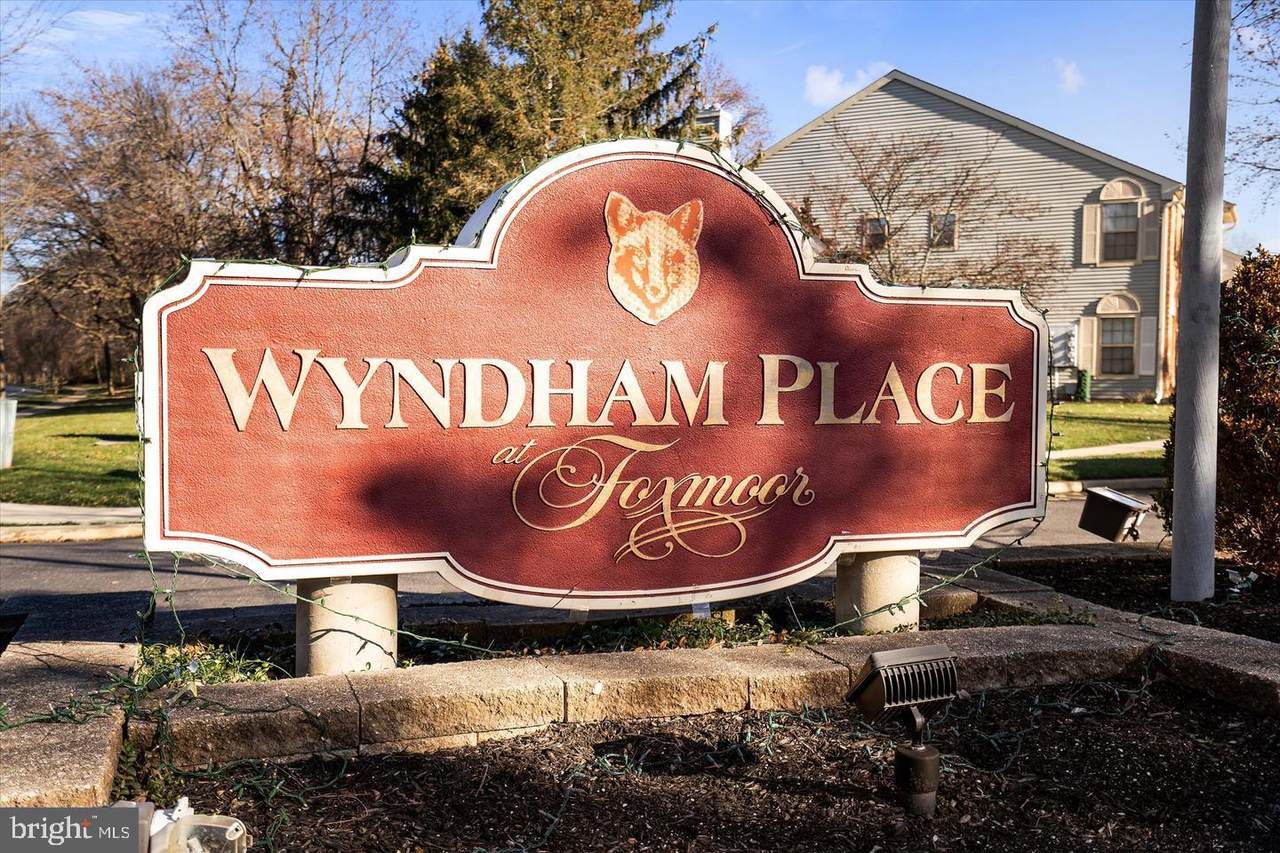 143 Wyndham Place - Photo 1
