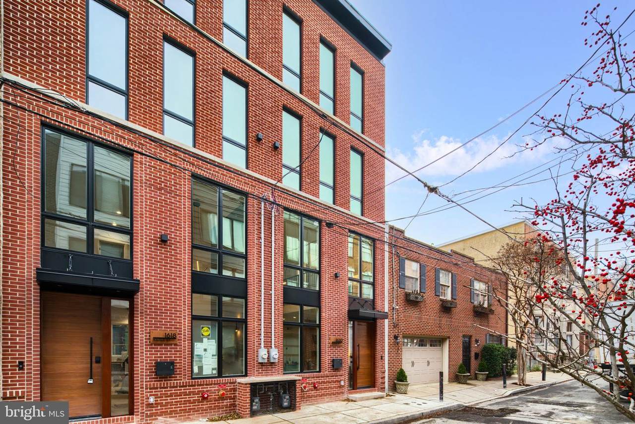 1620 Kater Street - Photo 1