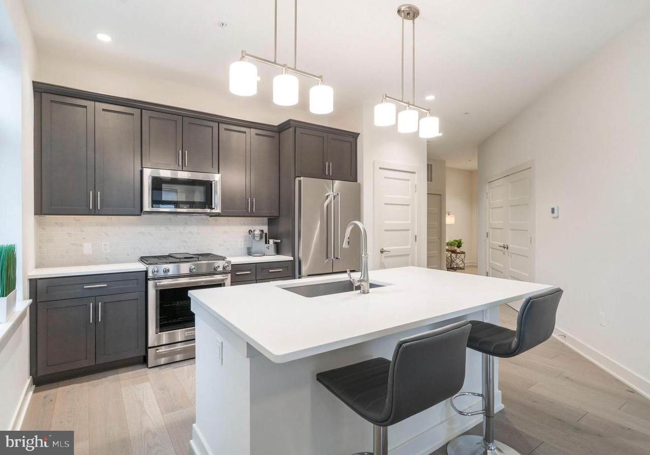 575 Goddard Boulevard - Photo 1