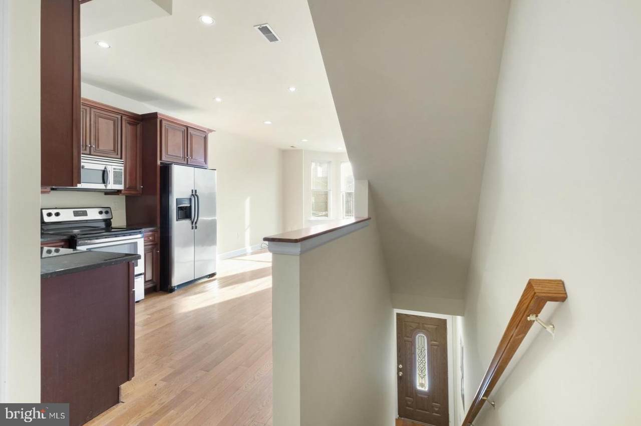 2005 Carpenter Street - Photo 1