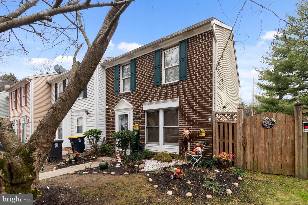 4330 Rockport Lane - Photo 1