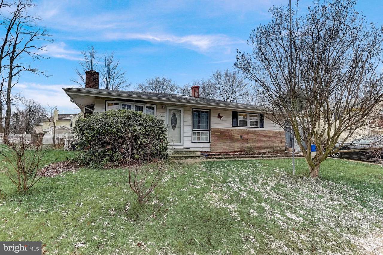5 Laramoor Drive - Photo 1