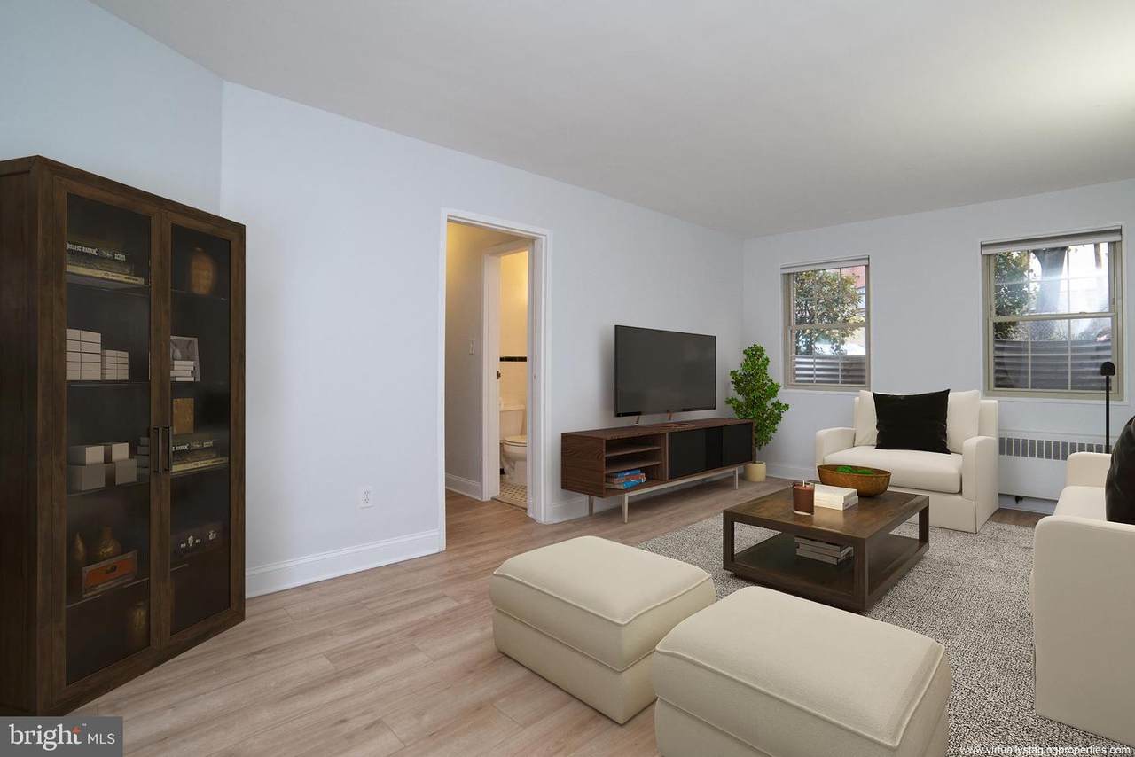 4620 Iowa Avenue - Photo 1