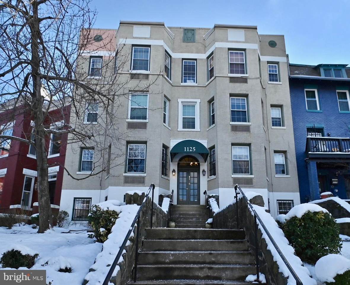 1125 Maryland Avenue - Photo 1