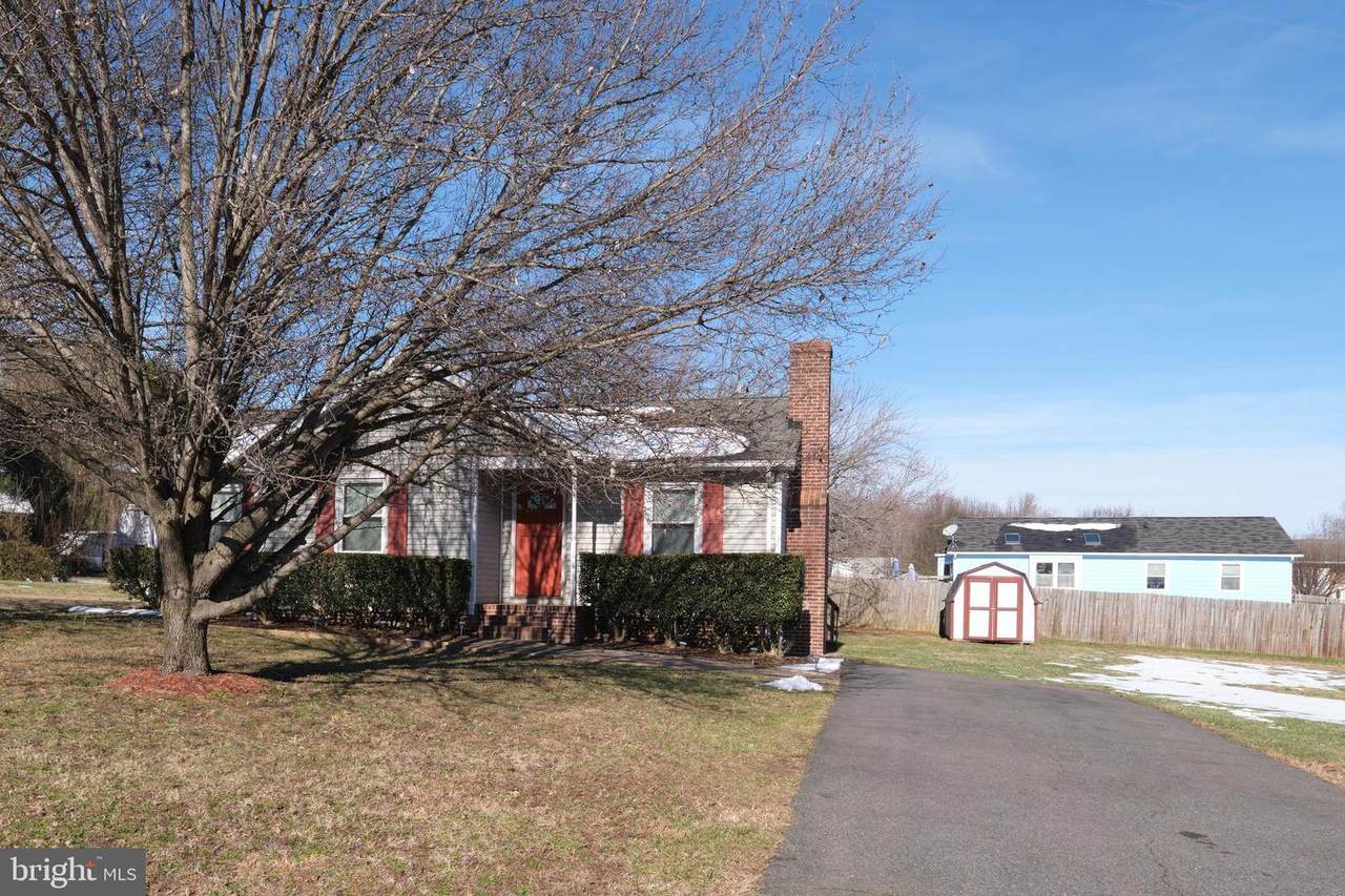 7113 Sharon Road - Photo 1
