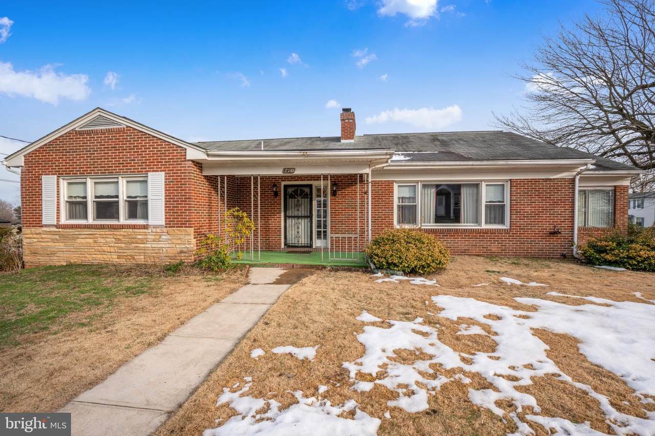 8401 F Street - Photo 1